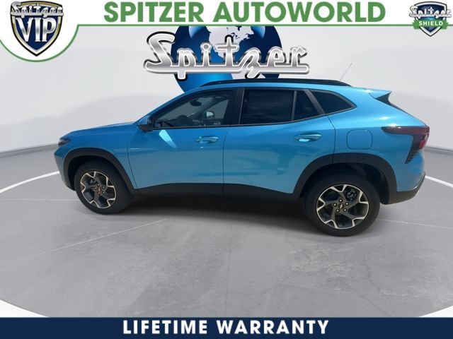 New 2026 Chevrolet Trax LT w/ LT Convenience Package FWD image 5
