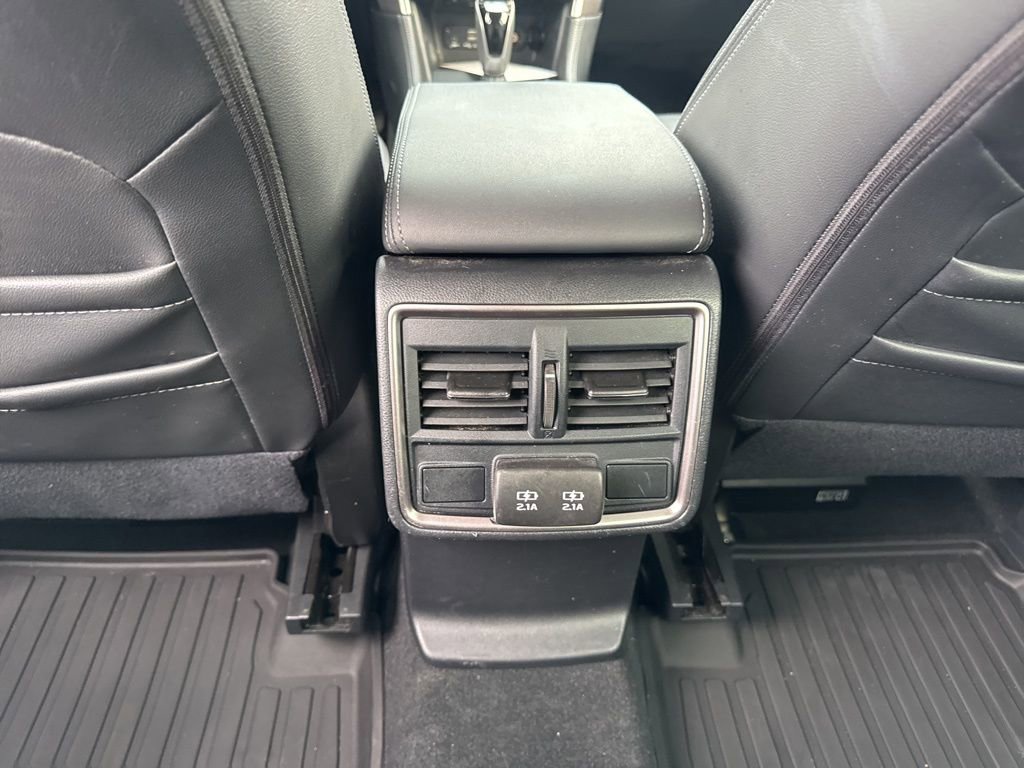 Used 2022 Subaru Forester Limited image 27