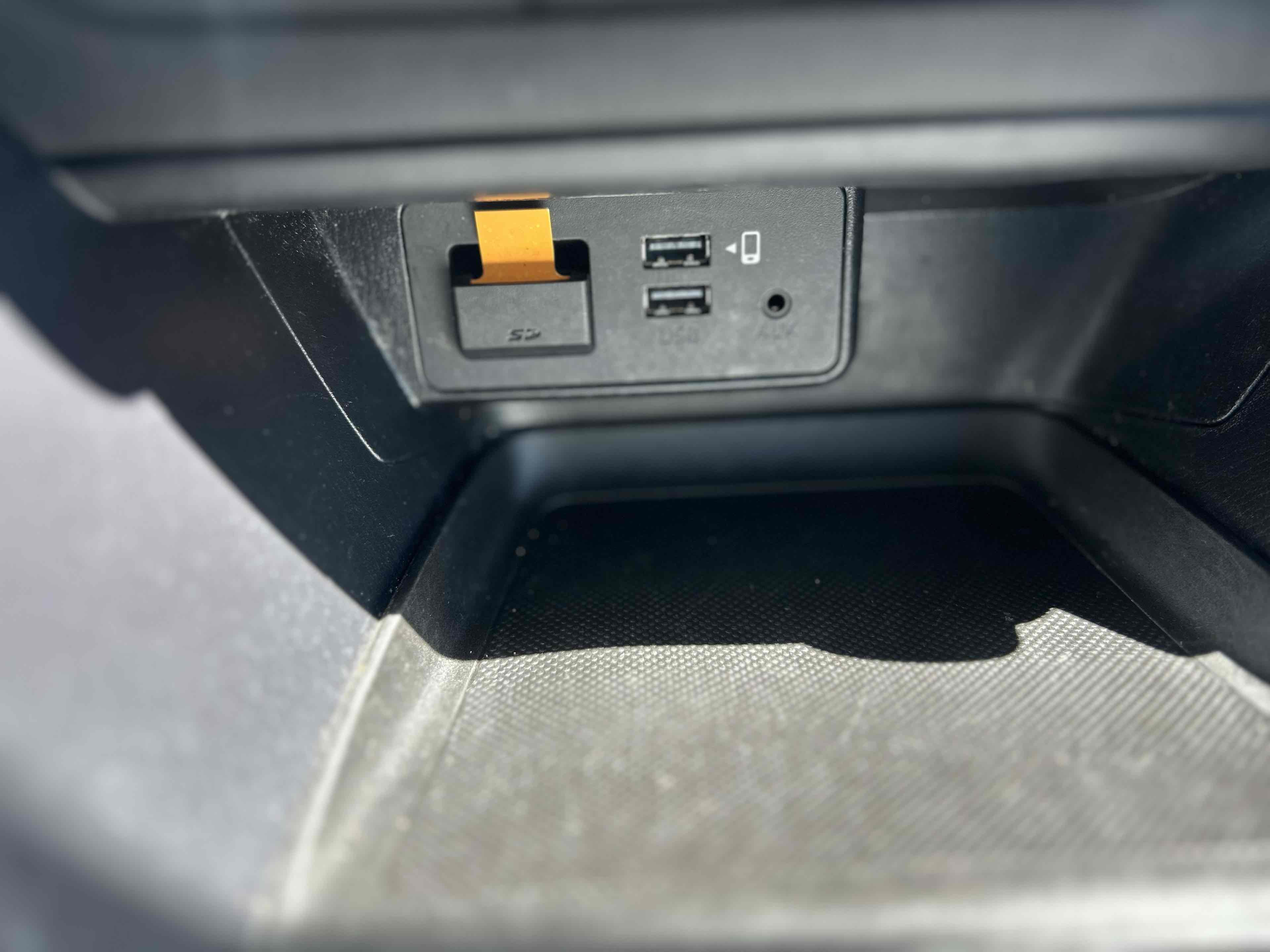 Used 2018 MAZDA MAZDA3 Touring image 19