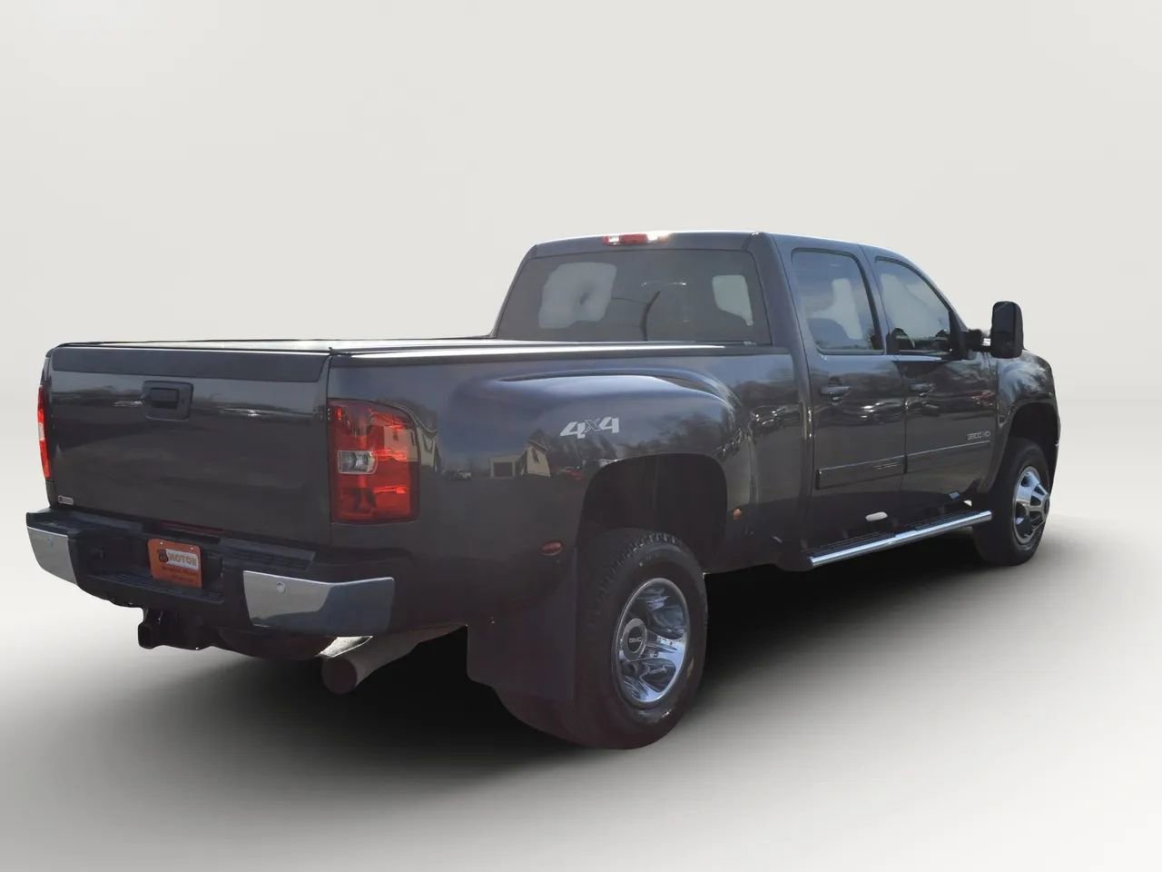 Used 2011 GMC Sierra 3500 SLT w/ SLT Convenience Package image 9