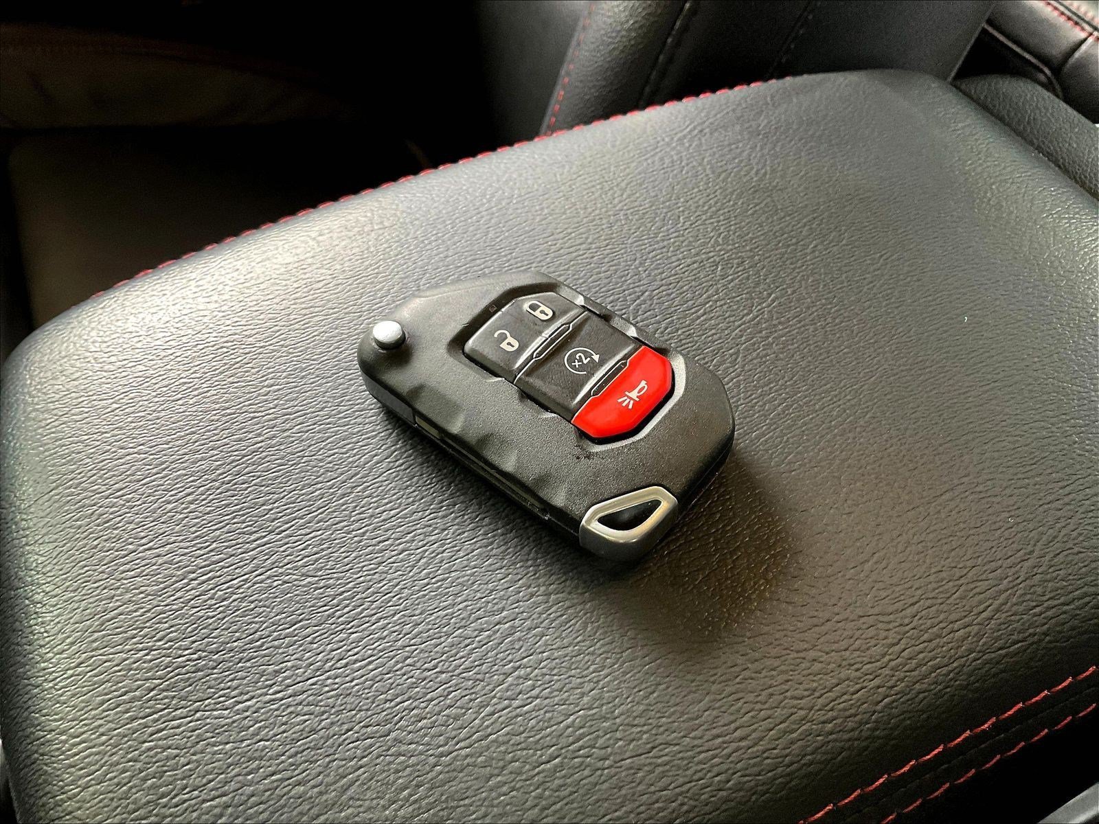 Used 2020 Jeep Gladiator Rubicon AWD/4WD image 34