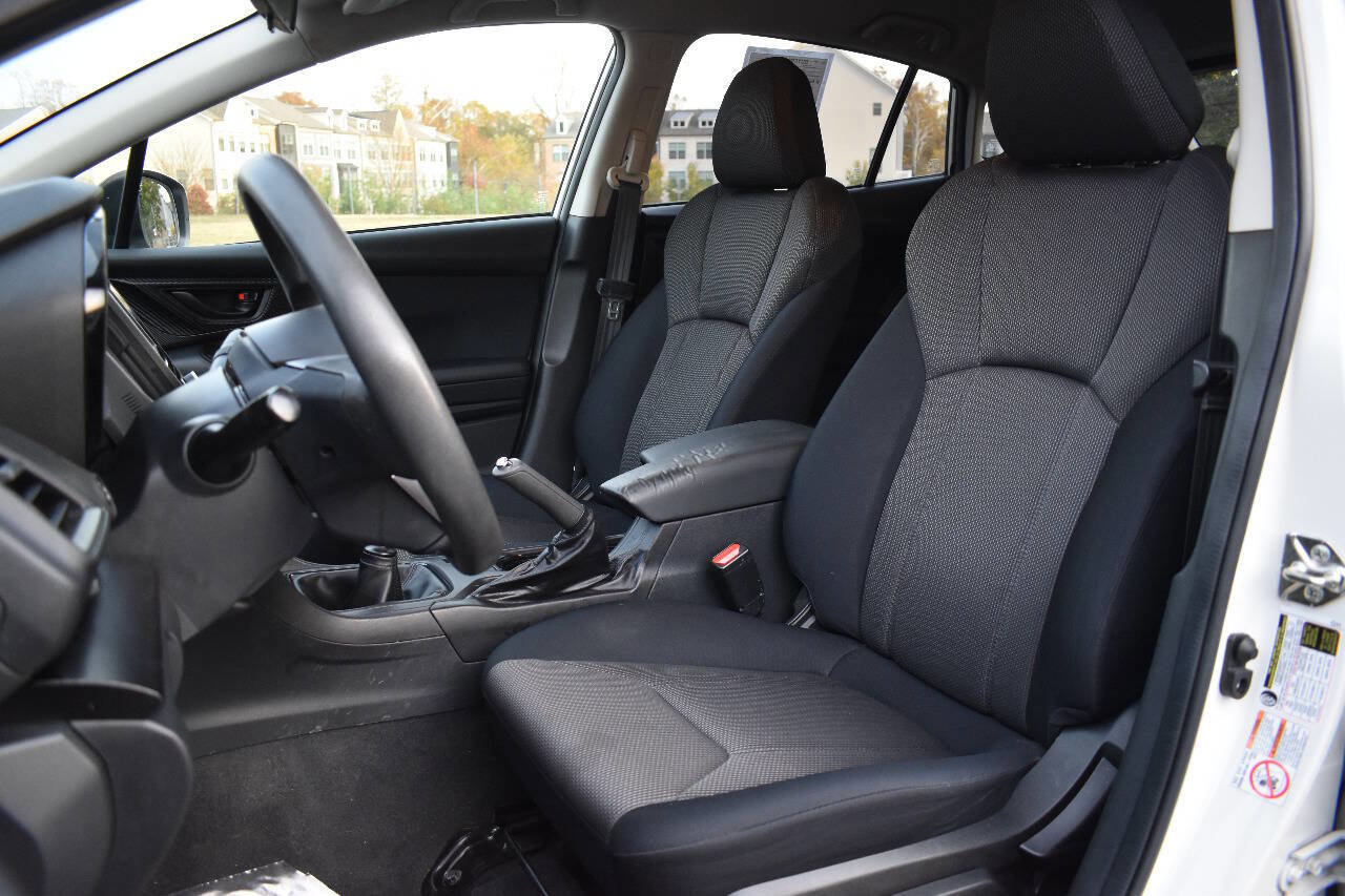 Used 2018 Subaru Crosstrek 2.0i image 12