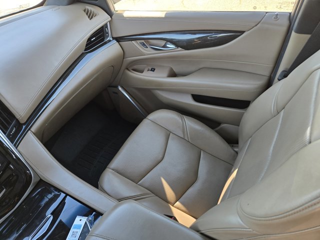 Used 2019 Cadillac Escalade Platinum image 22