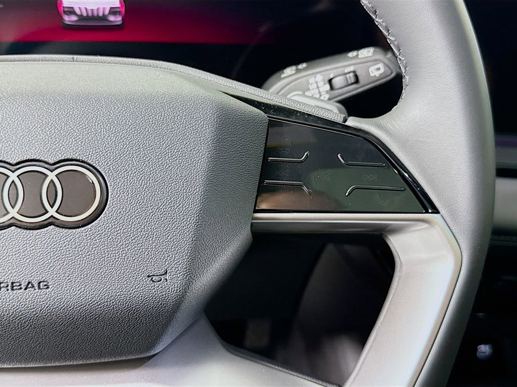 Used 2025 Audi Q6 e-tron Premium Plus image 14