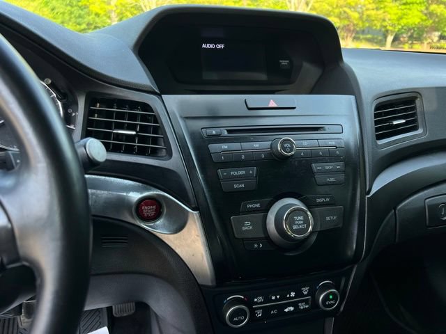 Used 2017 Acura ILX FWD image 37