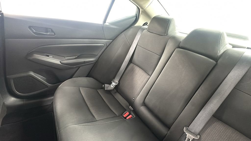 Used 2024 Nissan Altima 2.5 S image 14