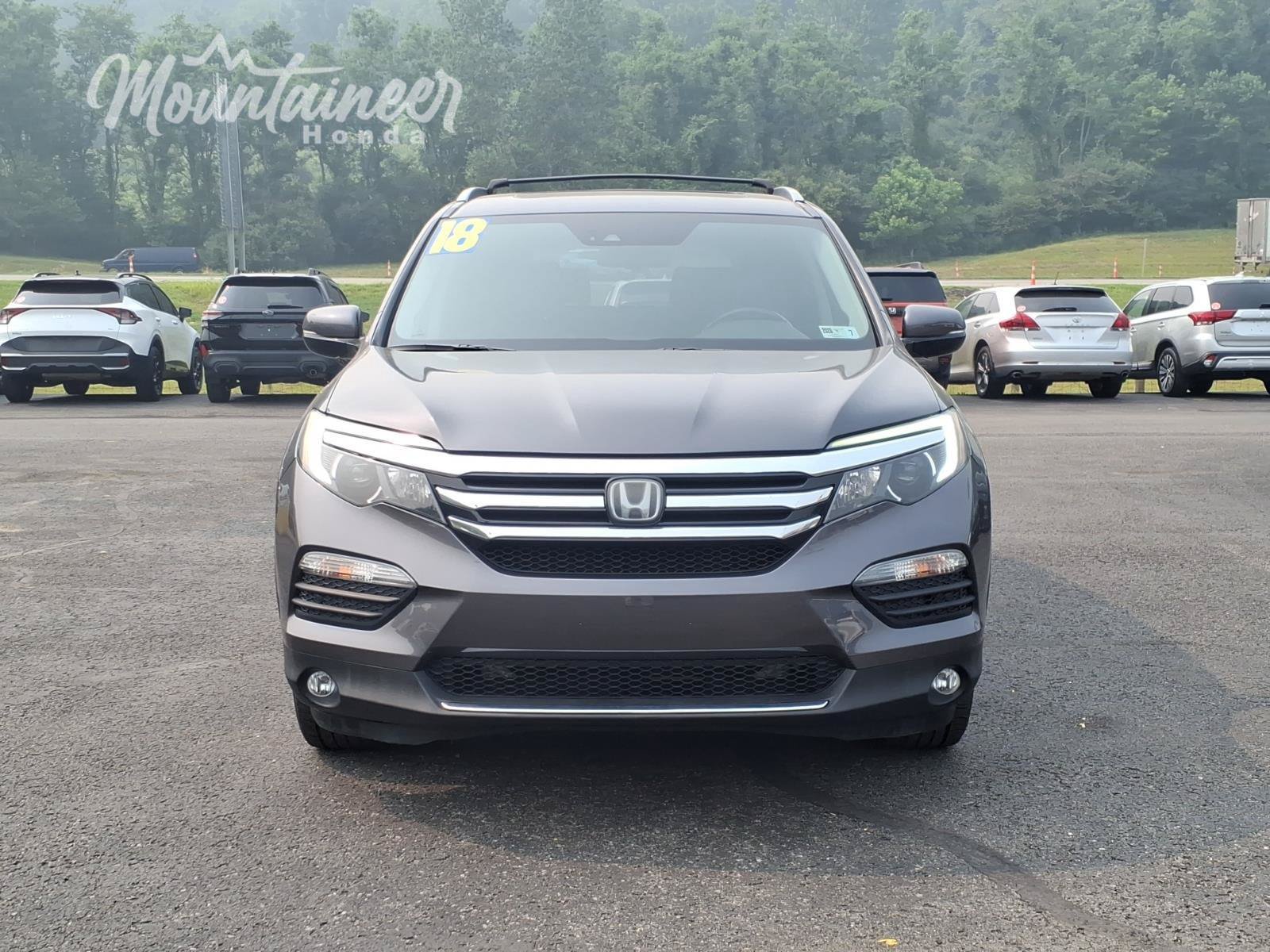 Used 2018 Honda Pilot Elite image 3