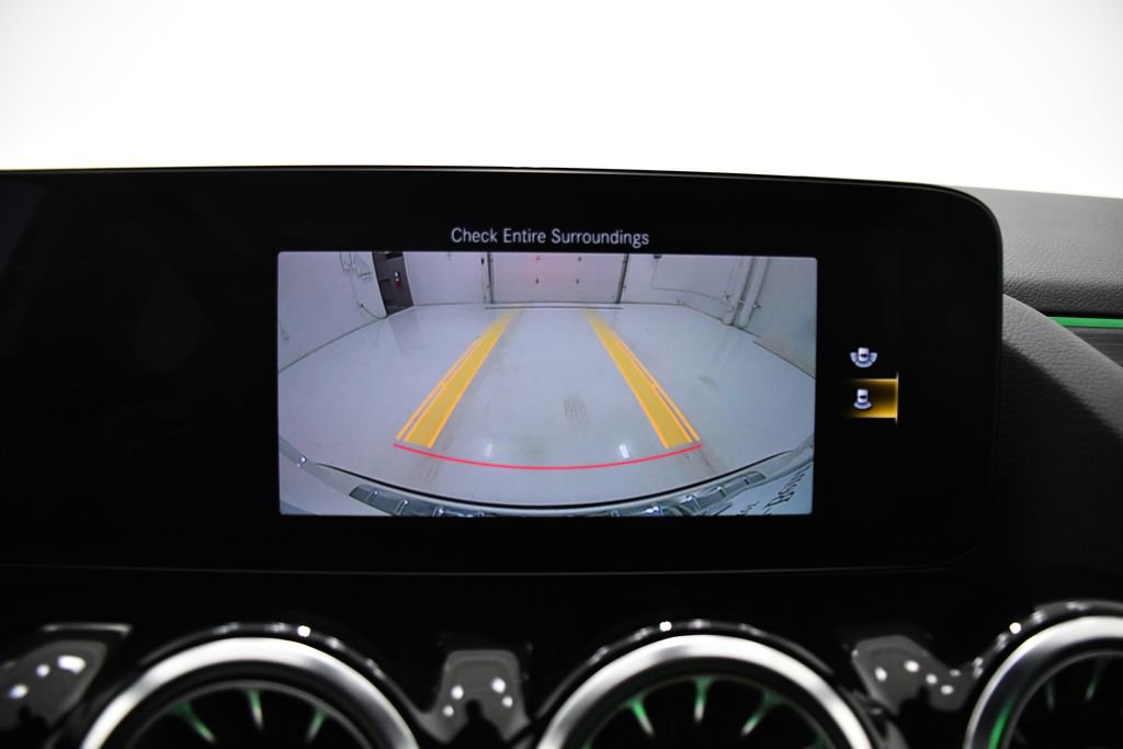 Used 2023 Mercedes-Benz GLA 250 4MATIC image 16