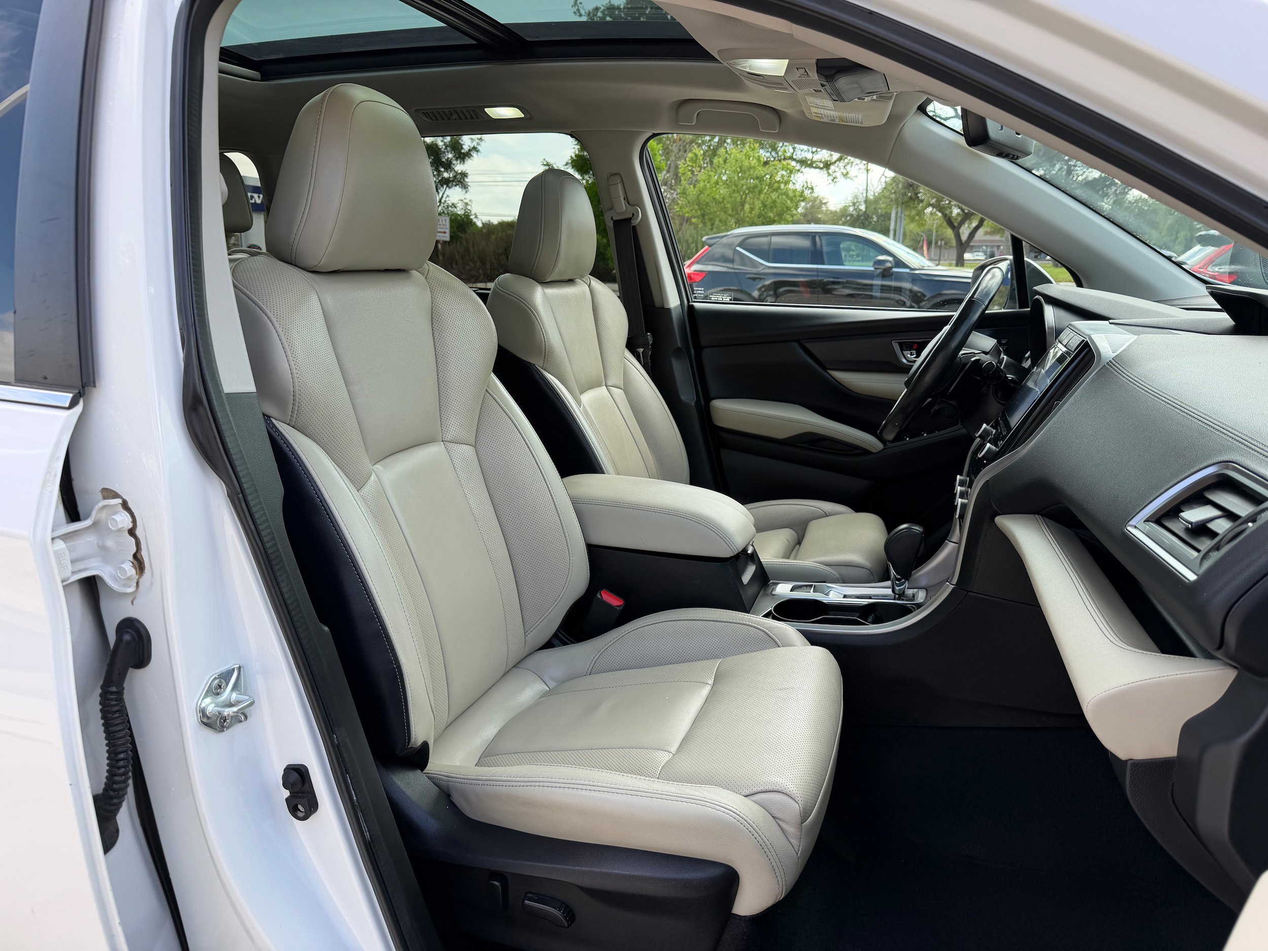 Used 2021 Subaru Ascent Limited w/ Technology Package image 10