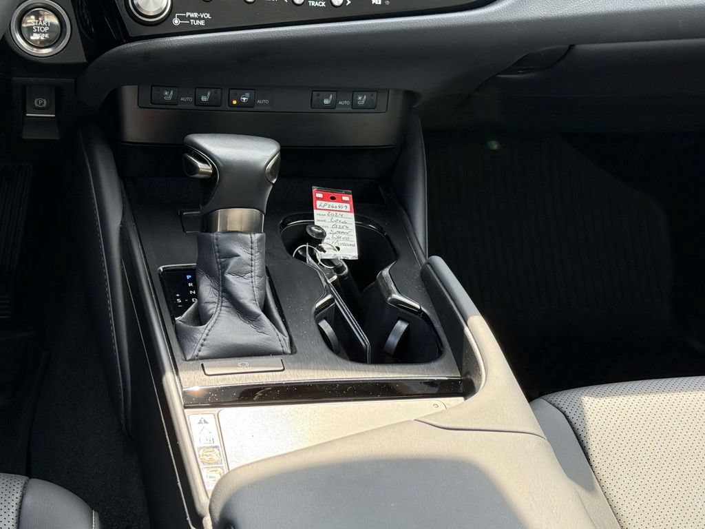 Used 2024 Lexus ES 250 w/ Premium Package AWD/4WD image 19