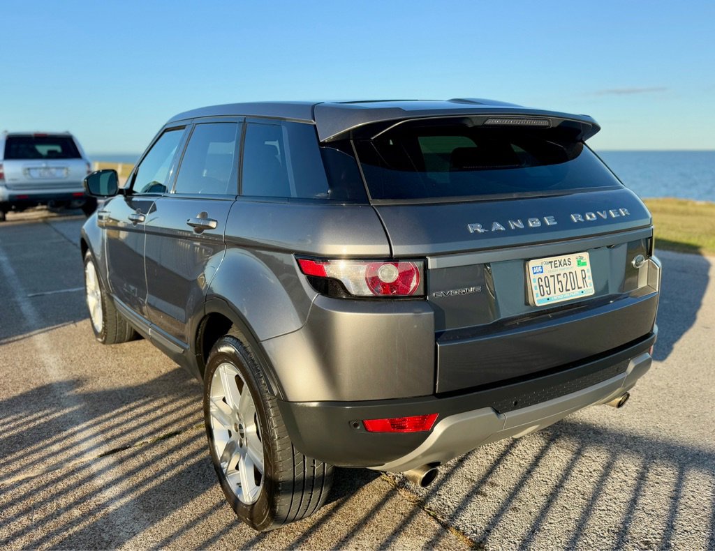 Used 2015 Land Rover Range Rover Evoque Pure Plus image 7