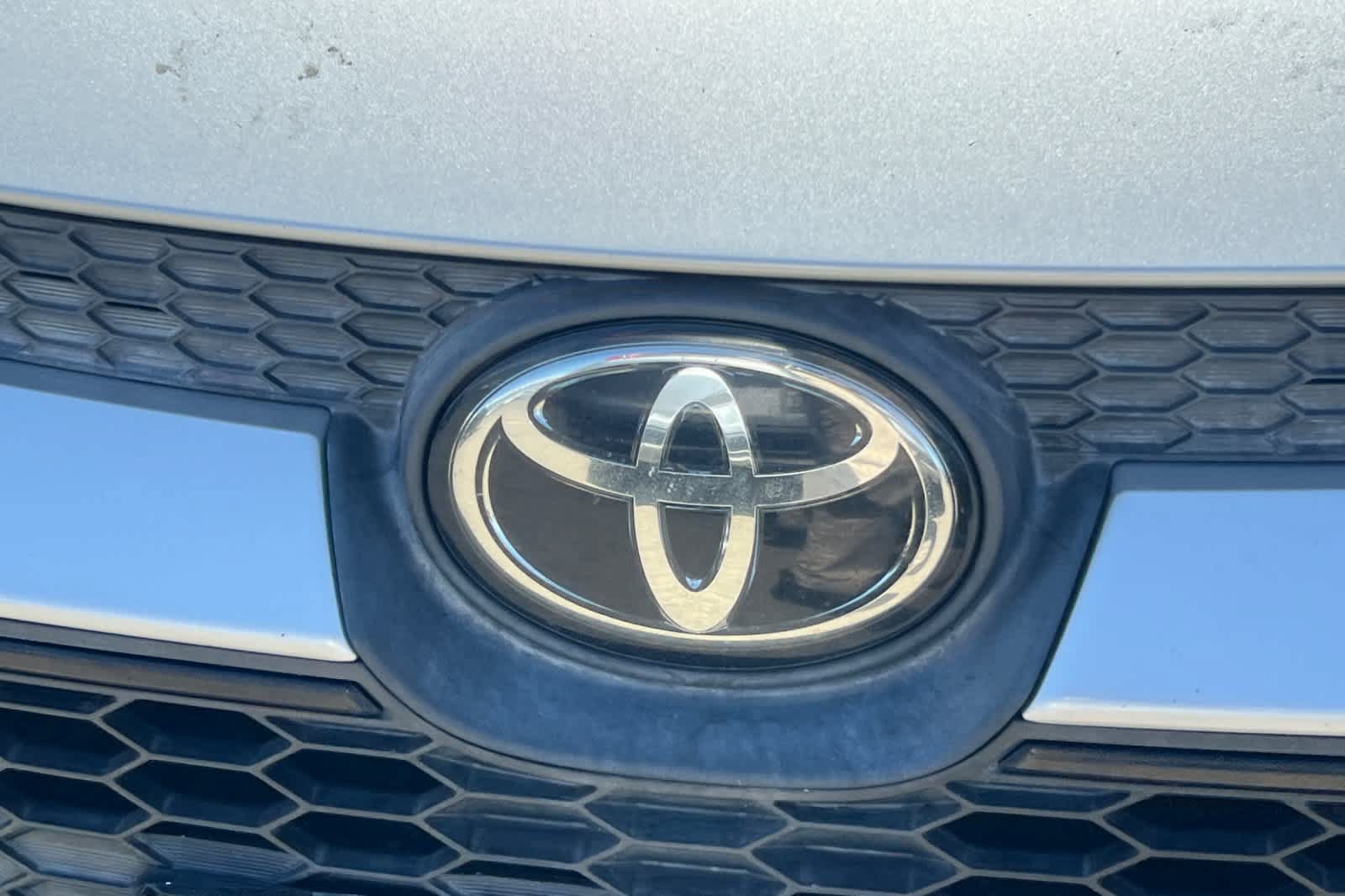 Used 2020 Toyota Corolla LE FWD image 13