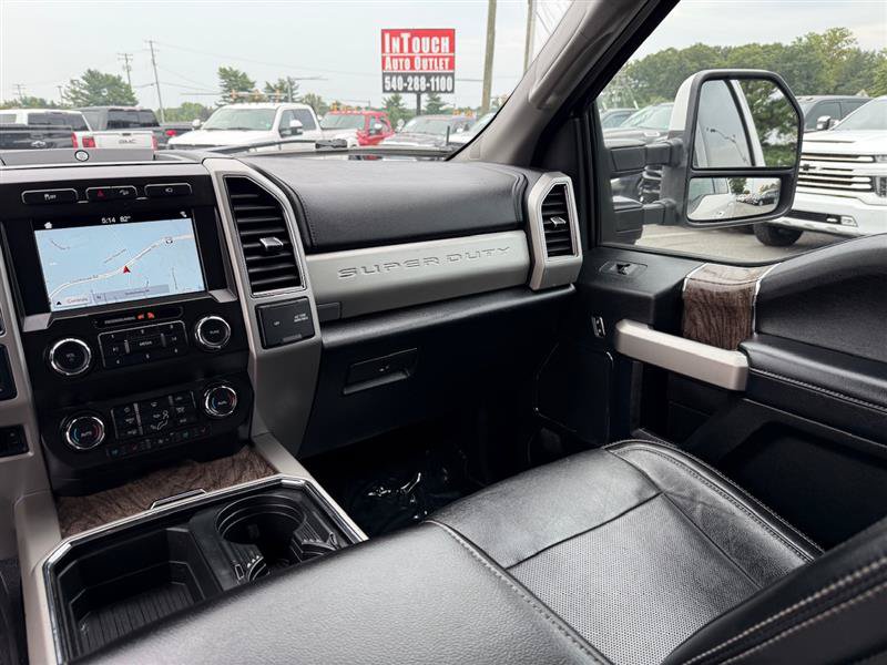 Used 2019 Ford F250 Lariat w/ Lariat Value Package AWD/4WD image 26
