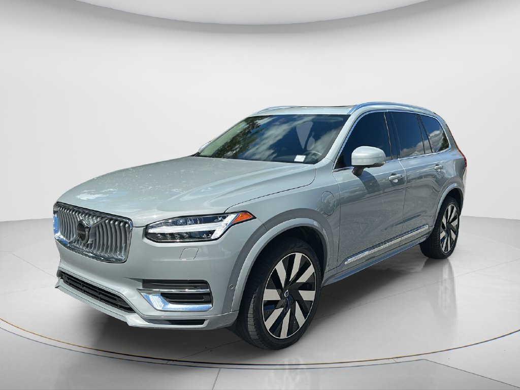 Used 2024 Volvo XC90 T8 Plus w/ Protection Package AWD/4WD image 1
