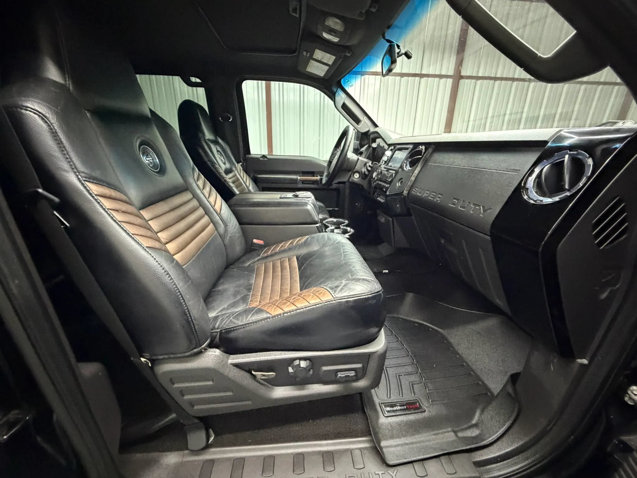 Used 2008 Ford F350 Harley-Davidson AWD/4WD image 15
