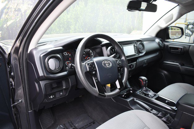 Used 2018 Toyota Tacoma SR w/ SR Convenience Package AWD/4WD image 14
