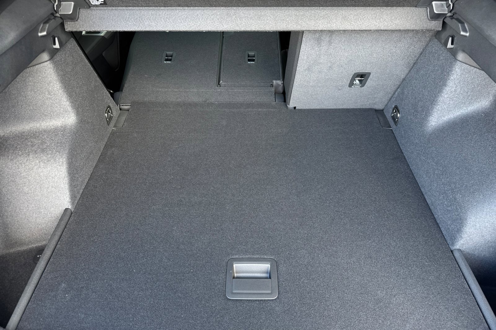 New 2025 Audi Q3 2.0T Premium image 12