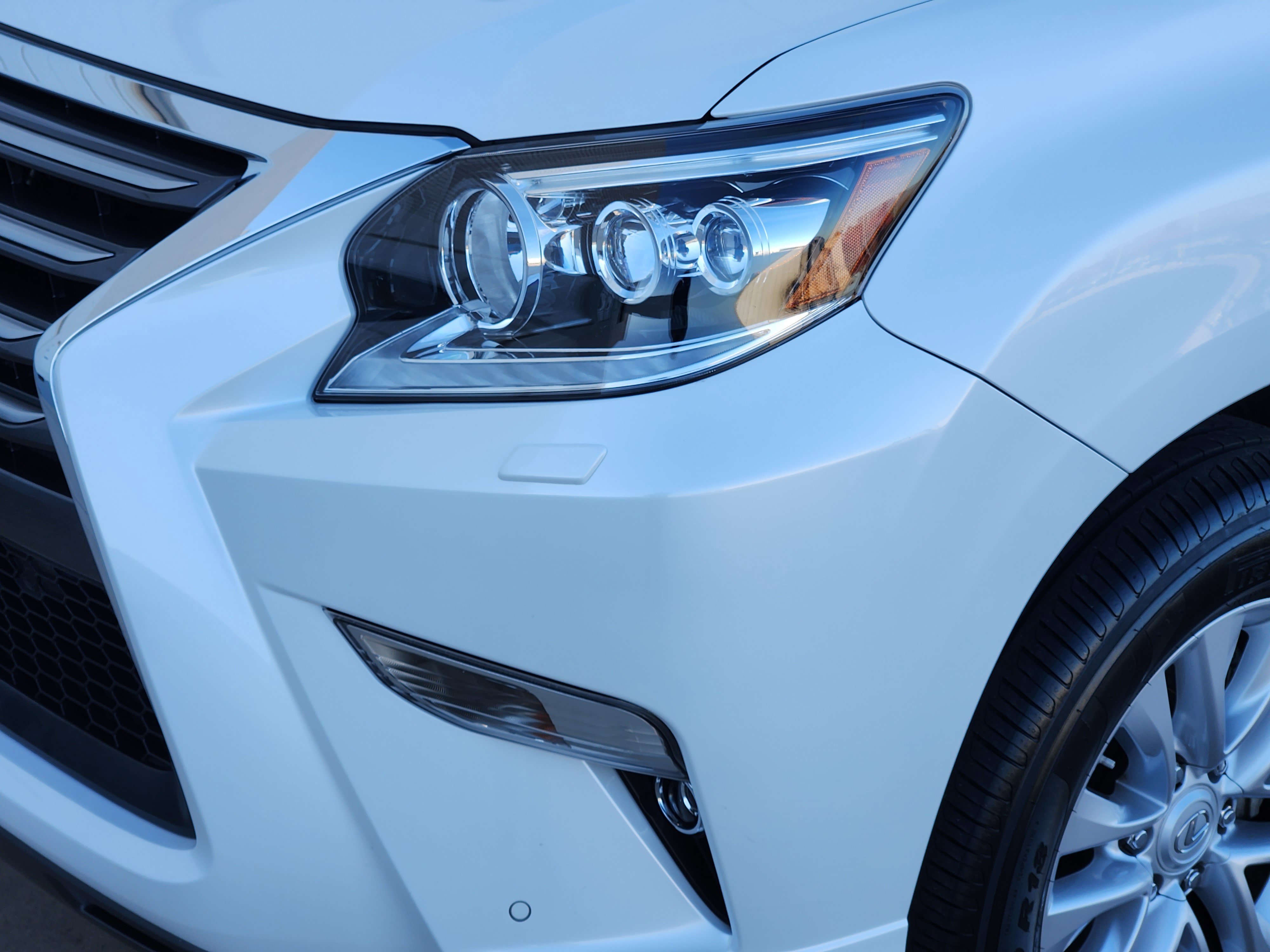 Used 2017 Lexus GX 460 image 8