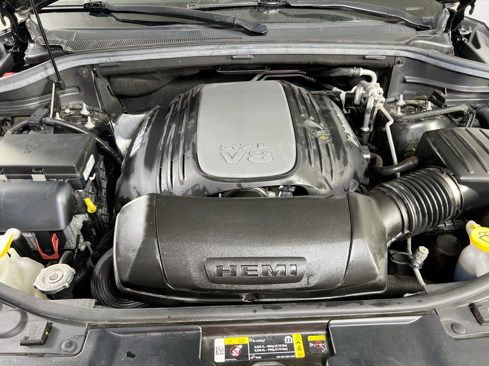 Used 2022 Dodge Durango R/T w/ Blacktop Package image 32