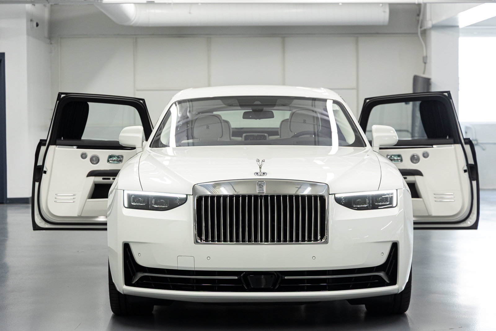 New 2027 Rolls-Royce Ghost Extended Wheelbase AWD/4WD image 28
