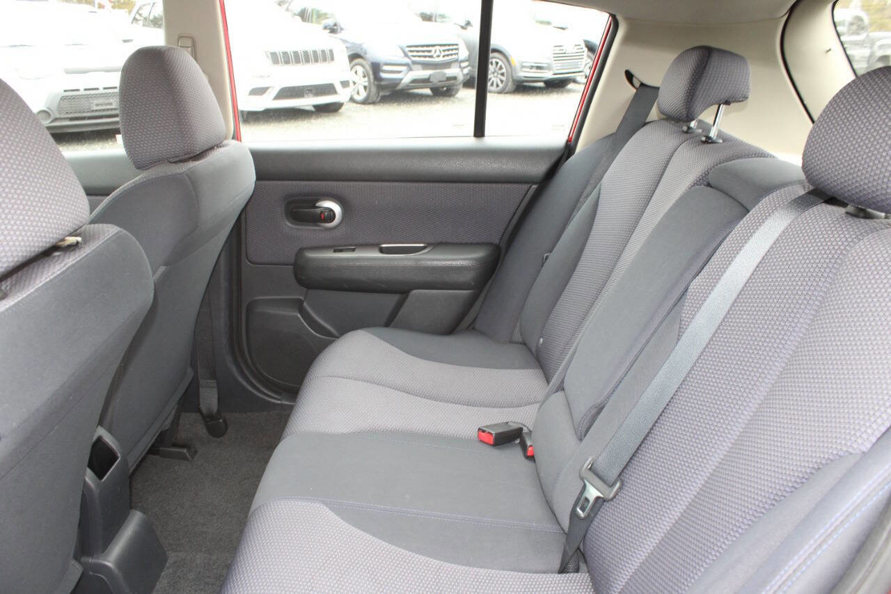 Used 2008 Nissan Versa 1.8 S w/ Convenience Pkg image 17