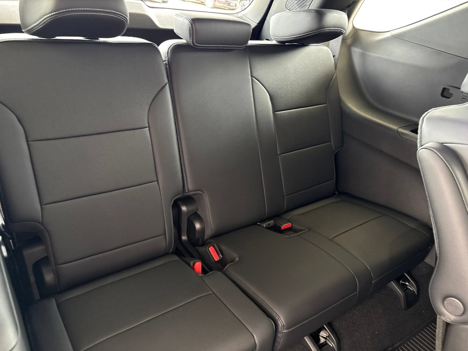 New 2026 Chevrolet Traverse LT w/ Driver Confidence Package FWD image 19
