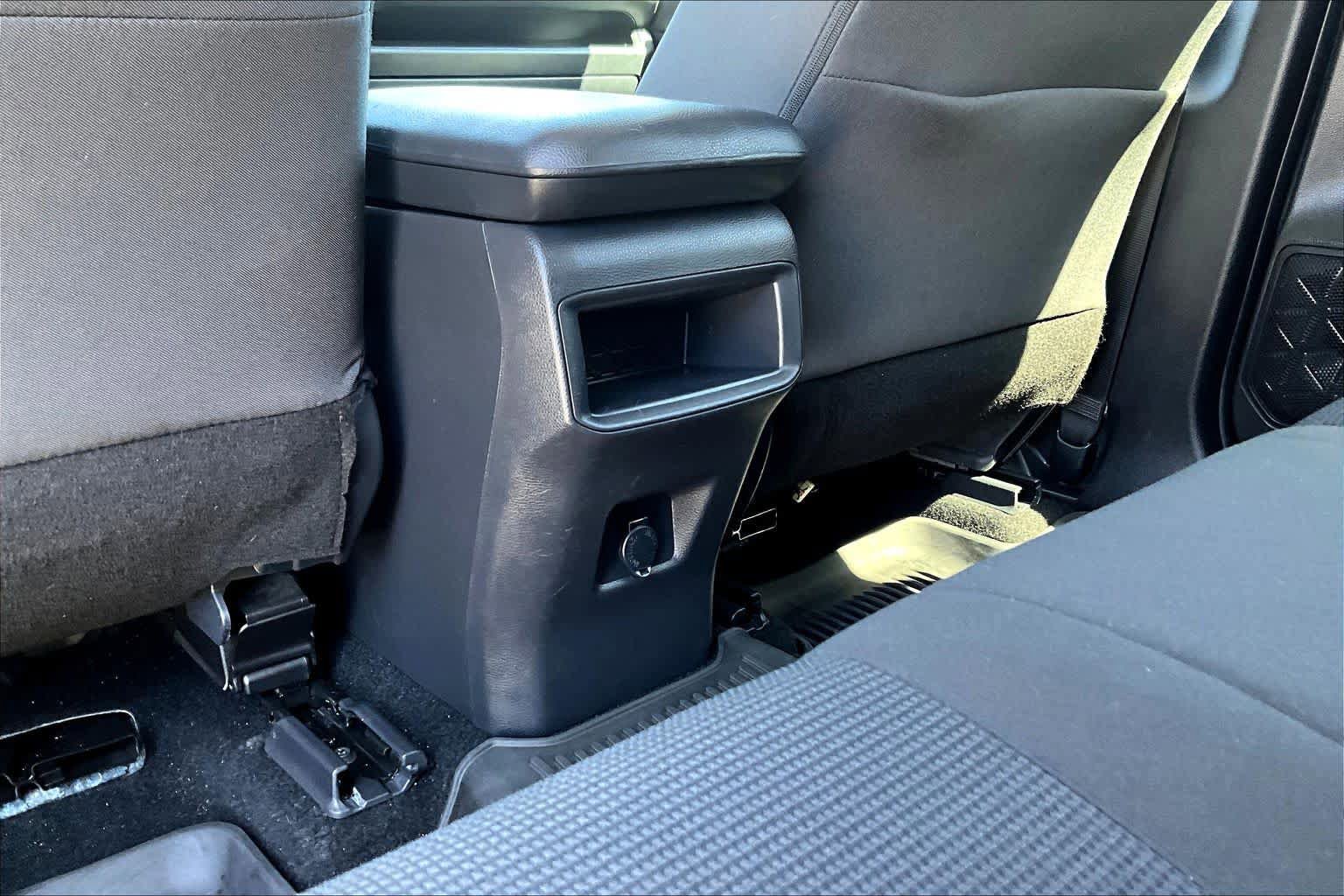 Used 2020 Toyota RAV4 LE w/ All Weather Liner Package AWD/4WD image 36