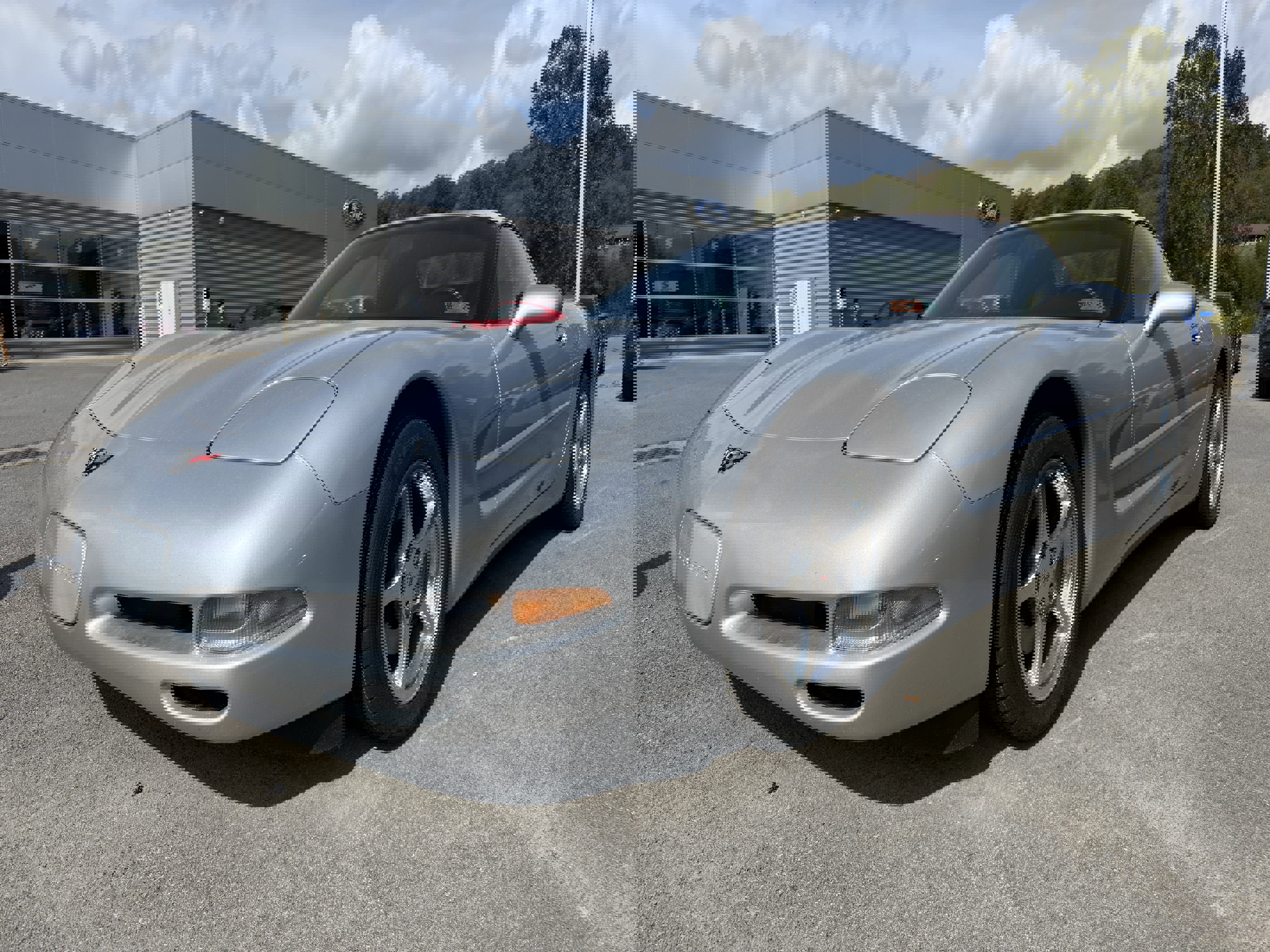 Used 2000 Chevrolet Corvette Convertible w/ Memory Pkg image 2