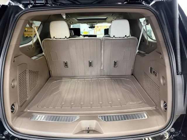 New 2026 GMC Yukon XL Denali w/ Denali Reserve Package AWD/4WD image 26