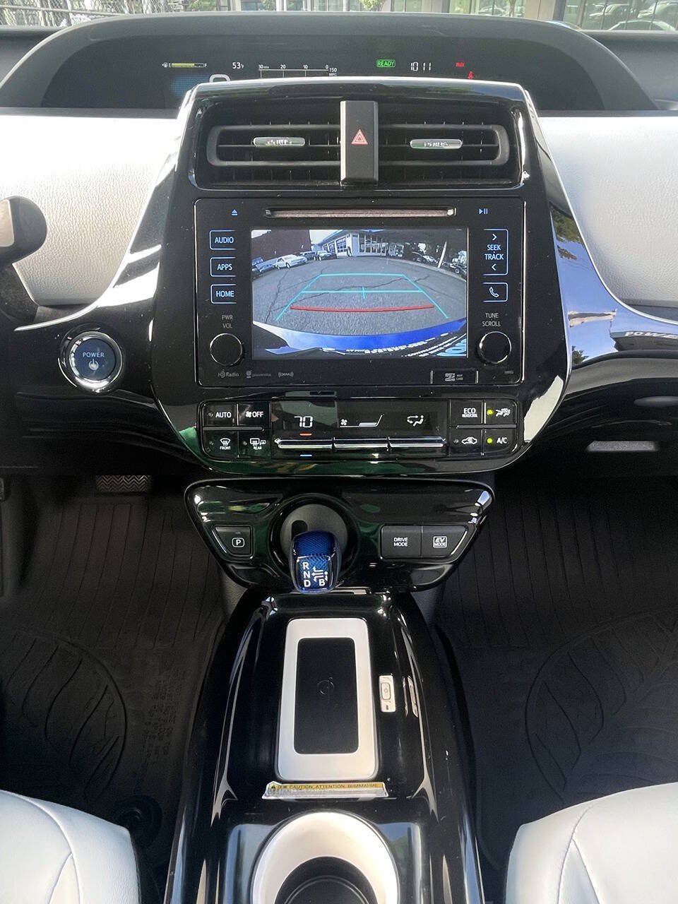 Used 2017 Toyota Prius Four Touring FWD image 22