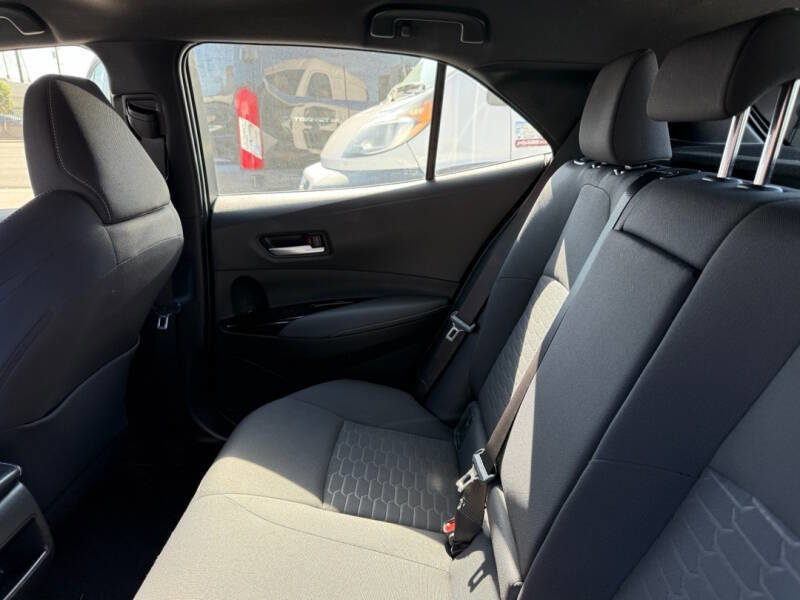 Used 2022 Toyota Corolla Hatchback image 16