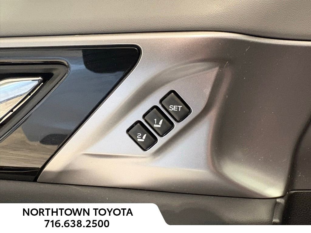 Used 2020 Subaru Outback Limited image 16