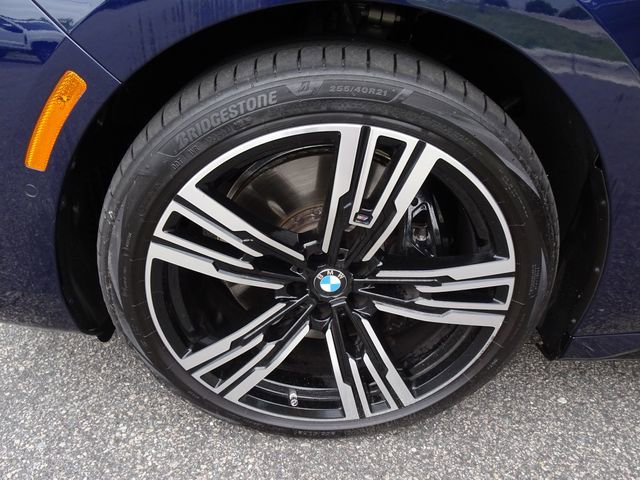 Used 2026 BMW 760i xDrive w/ Executive Package AWD/4WD image 40