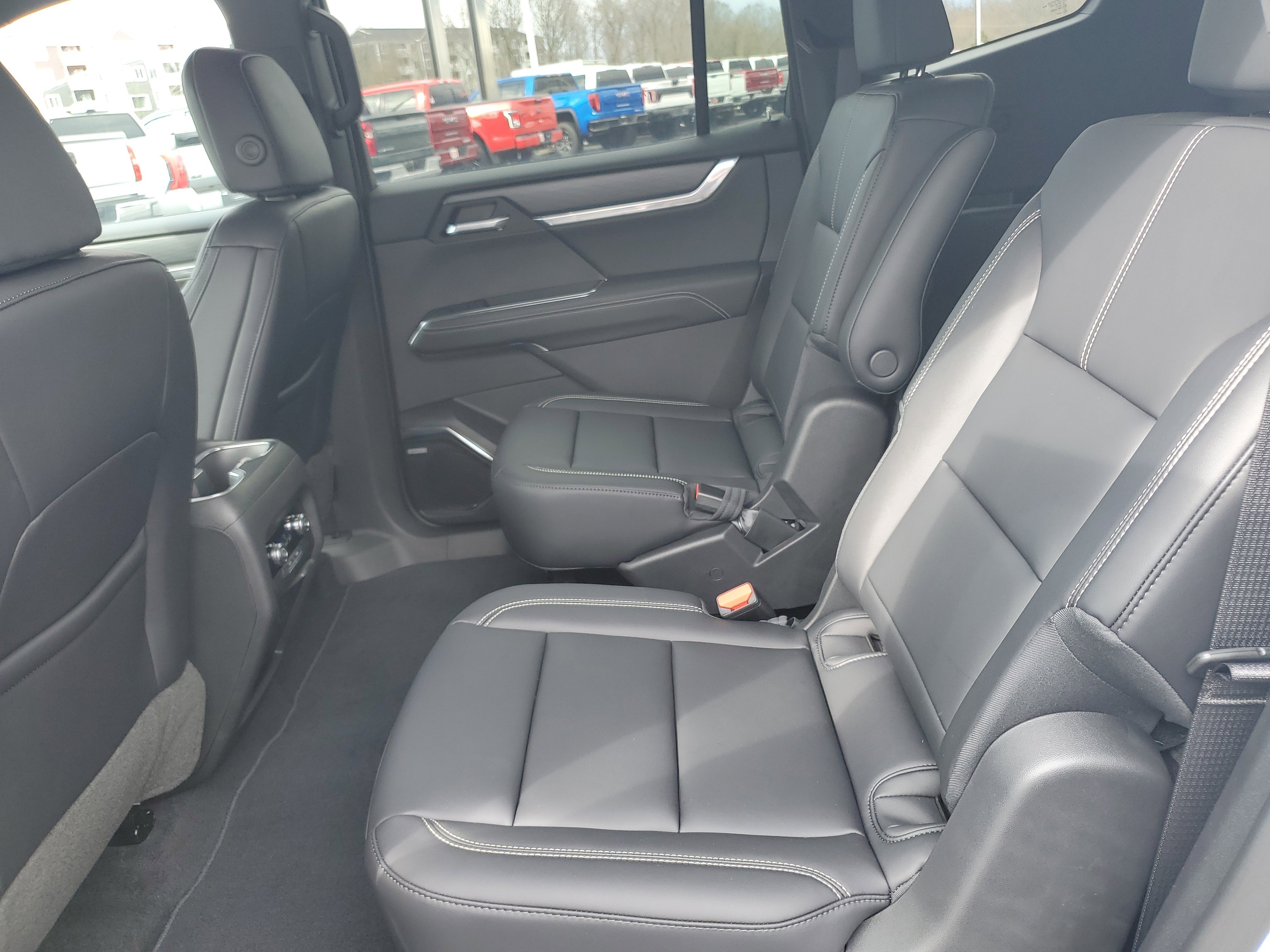 New 2025 GMC Acadia Elevation w/ Elevation Premium Package image 29