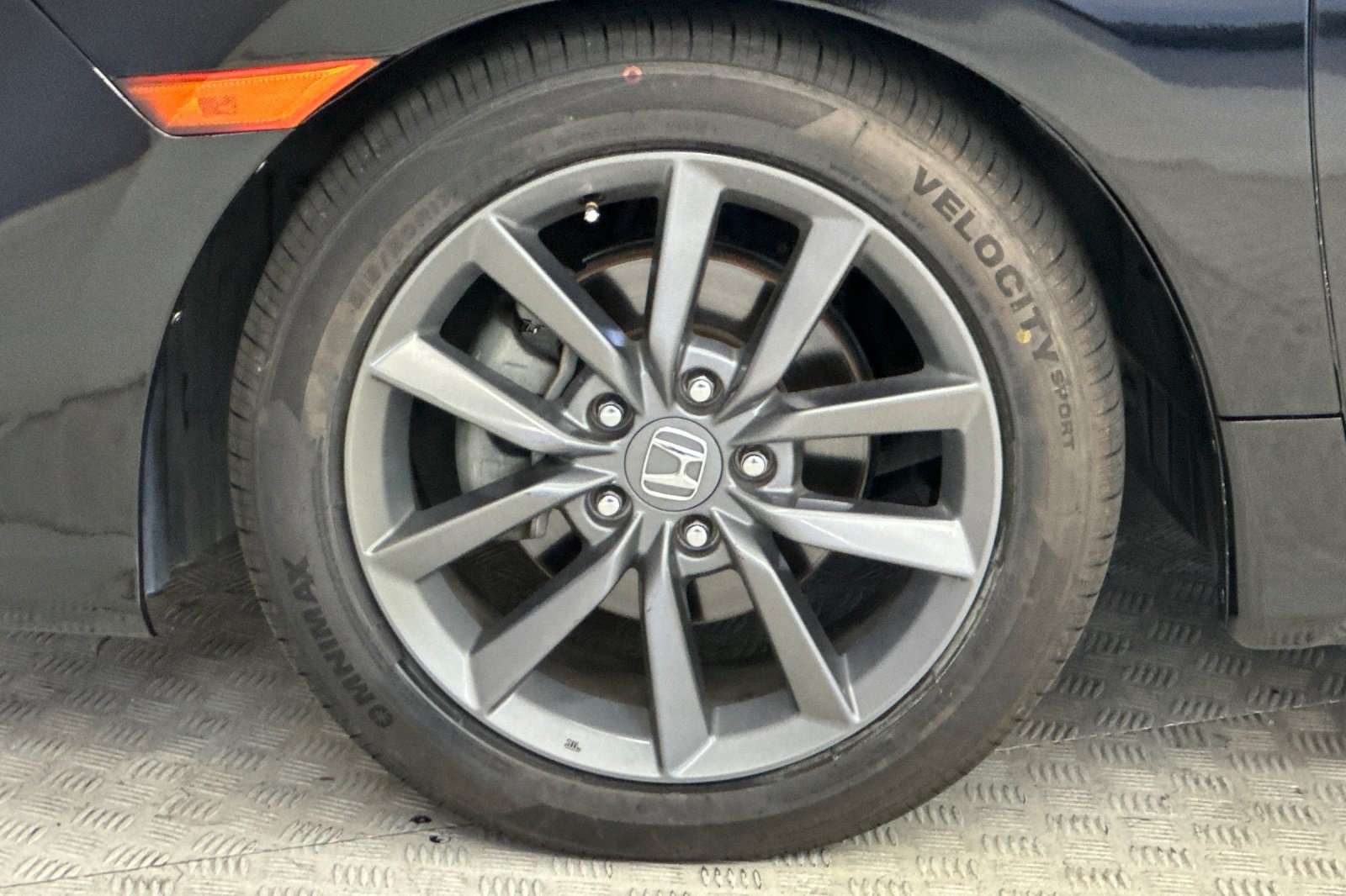 Used 2019 Honda Civic EX image 11
