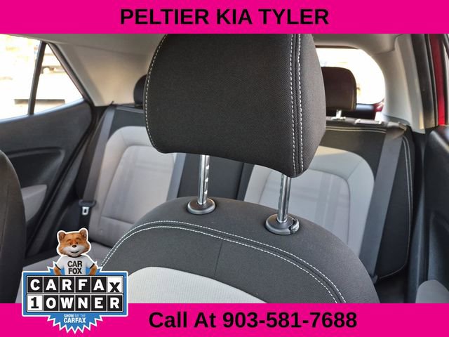 Used 2020 Hyundai Venue SEL image 19