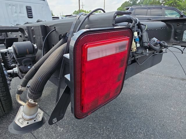 New 2026 GMC Sierra 3500 SLE RWD image 30