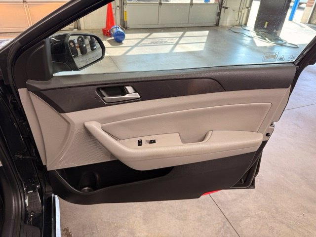 Used 2016 Hyundai Sonata Sport FWD image 26