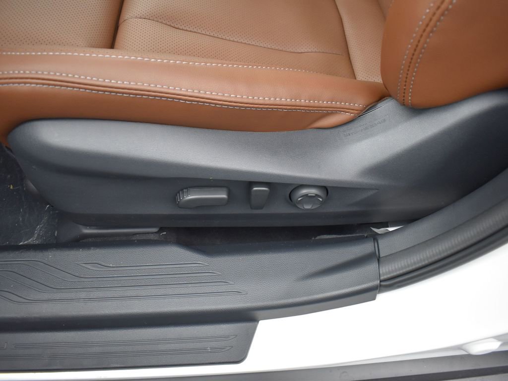 New 2025 Subaru Outback Touring XT image 12