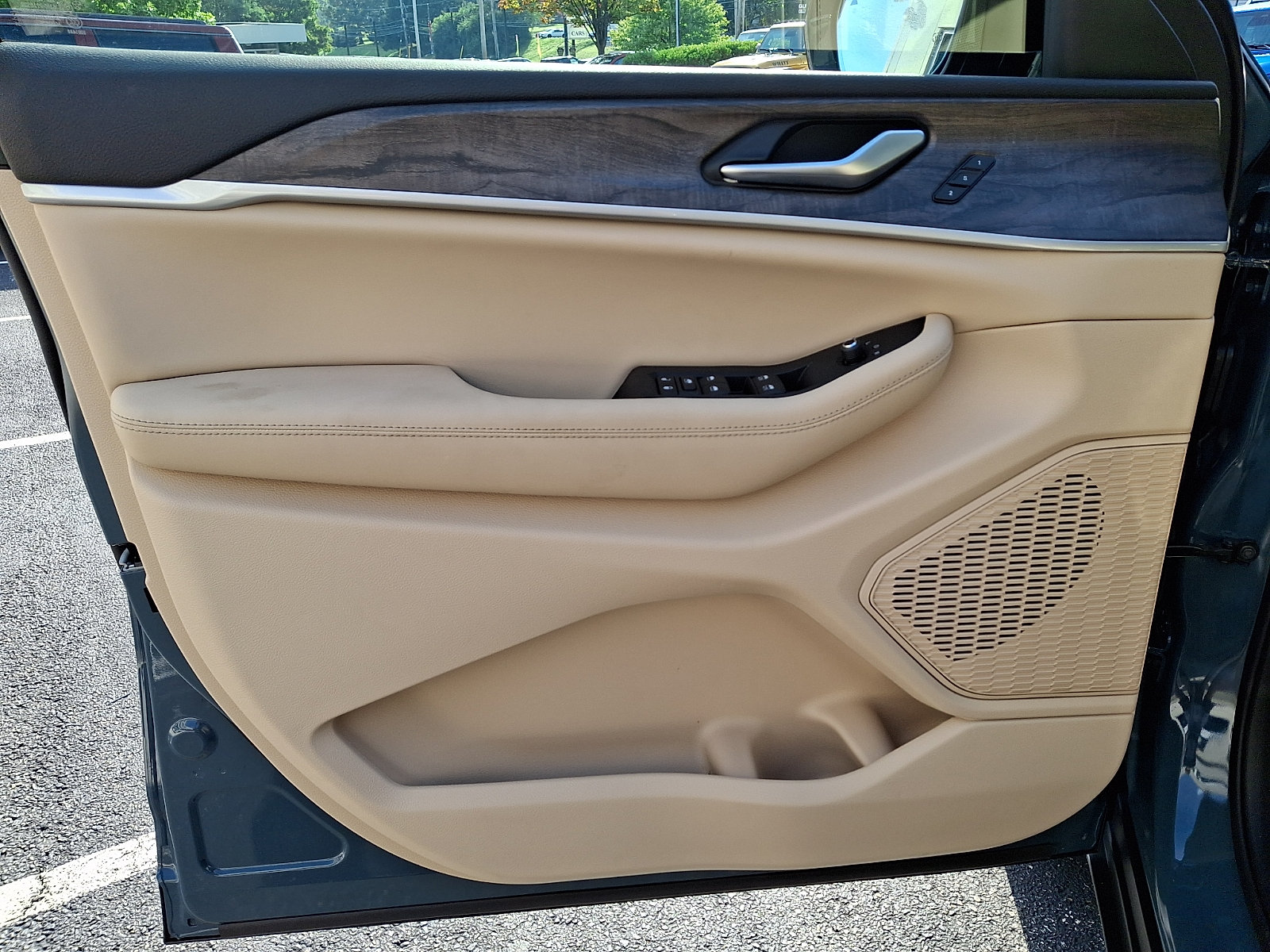 New 2027 Jeep Grand Cherokee Limited AWD/4WD image 8