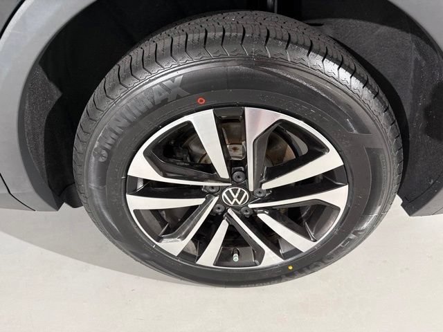Used 2023 Volkswagen Tiguan S FWD image 7