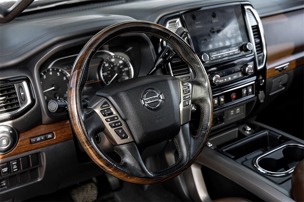 Used 2020 Nissan Titan Platinum Reserve w/ Moonroof Package image 13