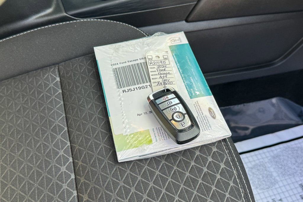 Certified 2024 Ford Escape Active image 34