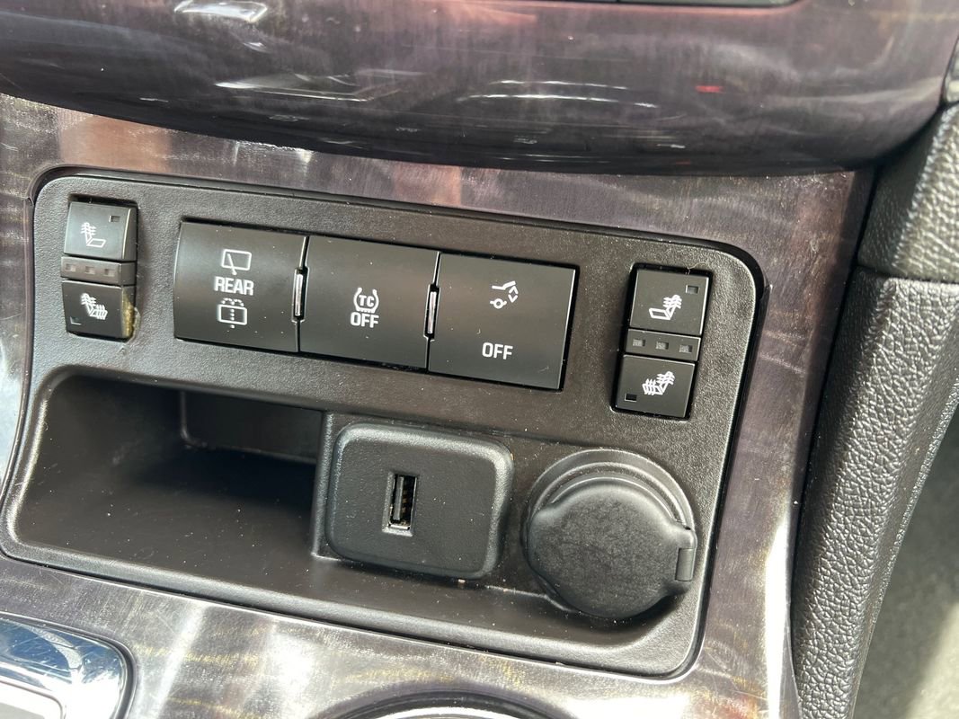 Used 2017 Buick Enclave Leather image 19