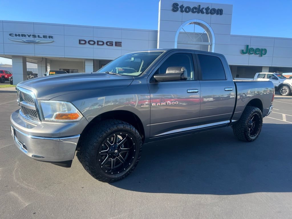 Used 2011 RAM 1500 Classic SLT w/ Luxury Group AWD/4WD image 1