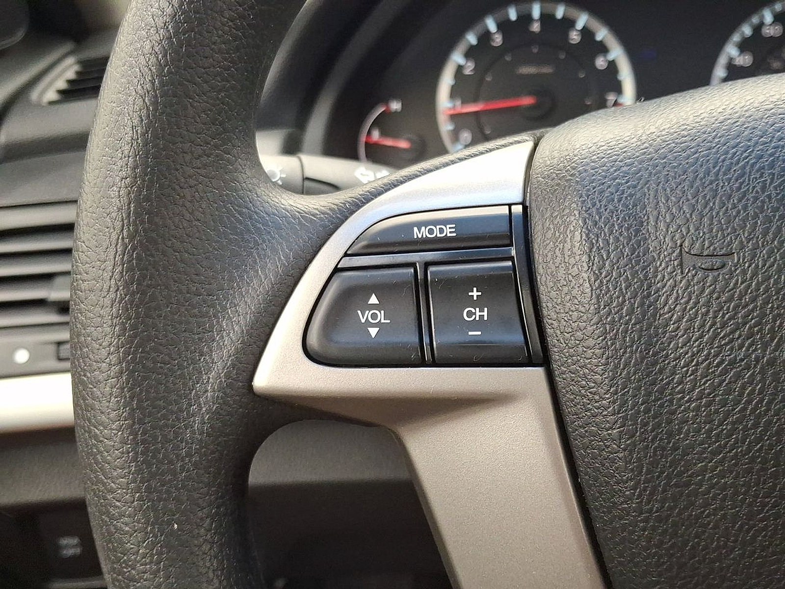 Used 2010 Honda Accord EX image 19