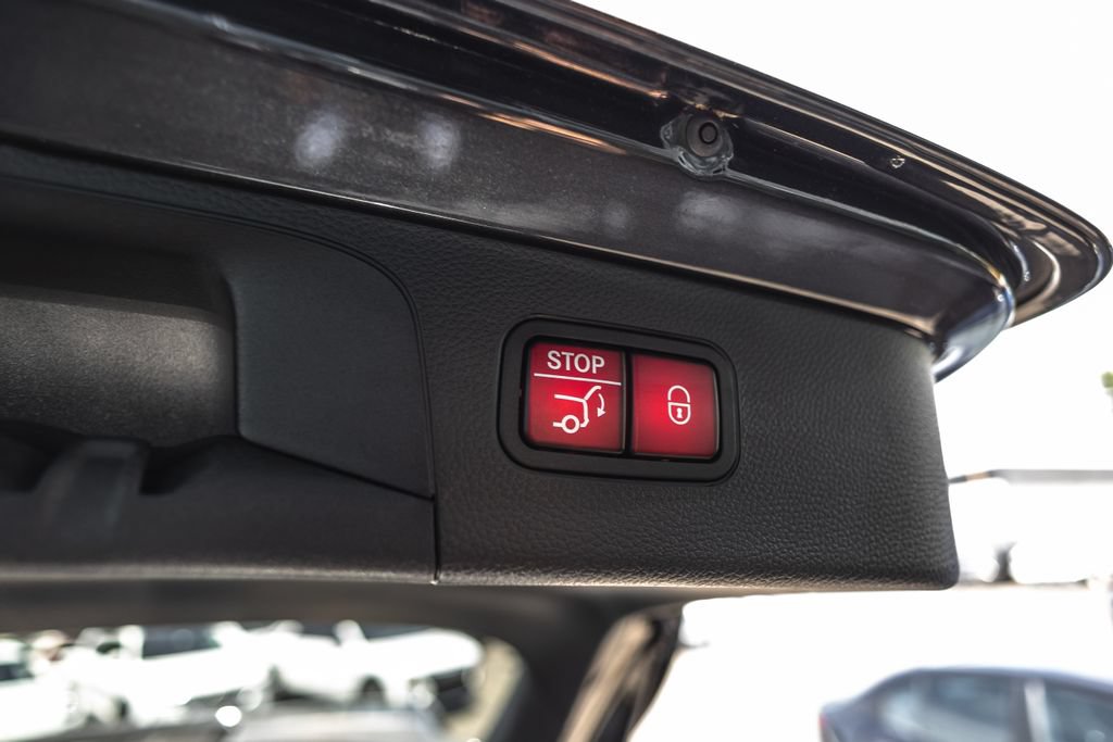 Used 2022 Mercedes-Benz GLC 43 AMG 4MATIC image 31