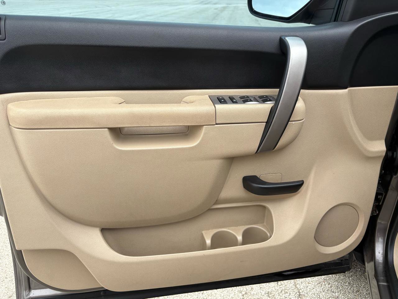 Used 2011 Chevrolet Silverado 1500 LT w/ All-Star Edition image 40