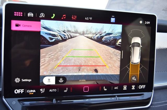 New 2026 Volkswagen Tiguan SE image 13