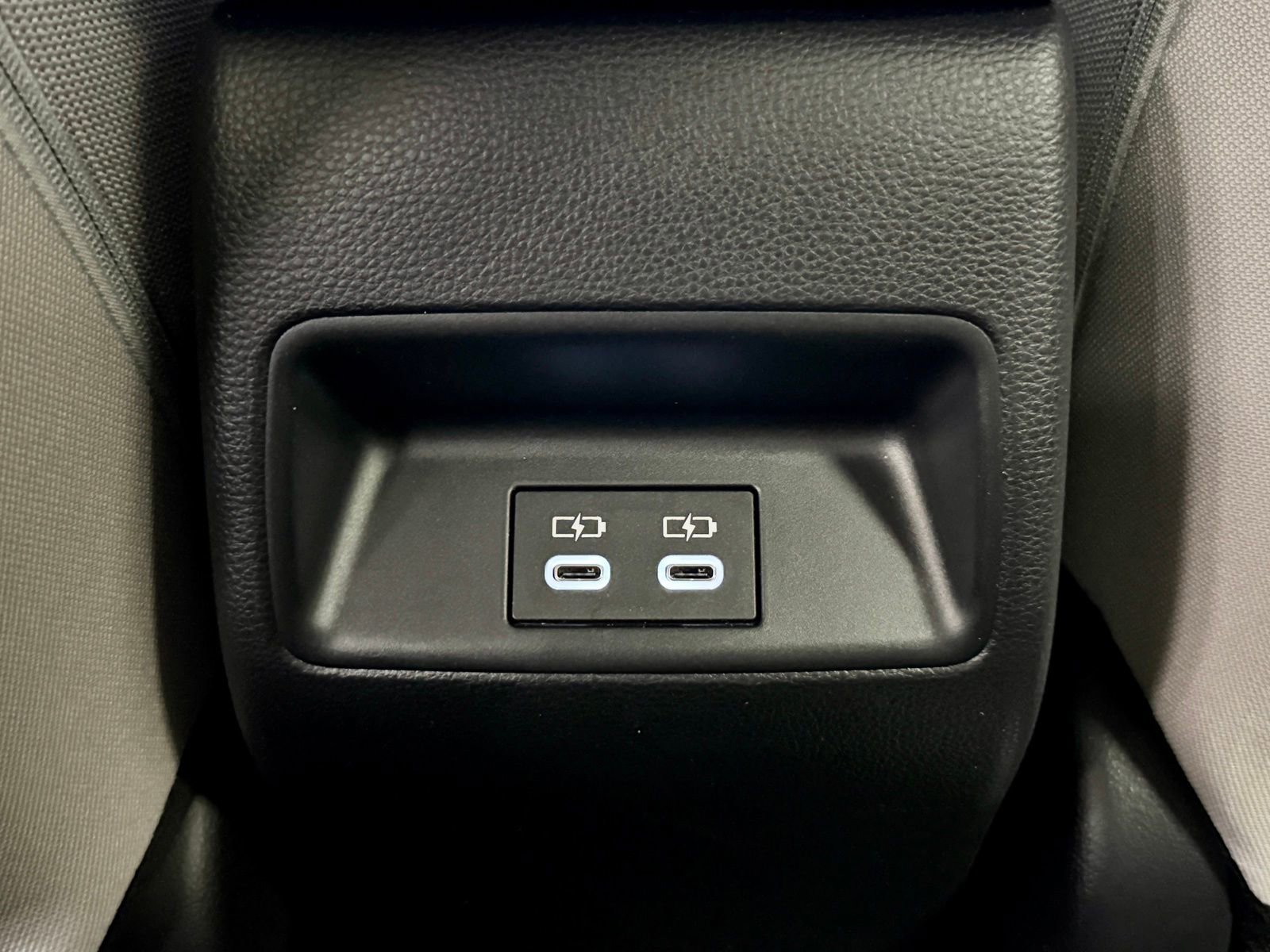 Used 2026 Toyota Corolla LE image 38